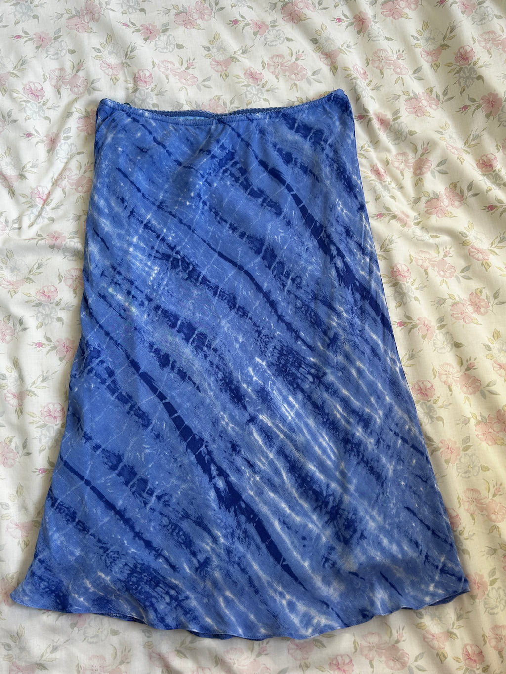 00s midi skirt ♡ size s/m