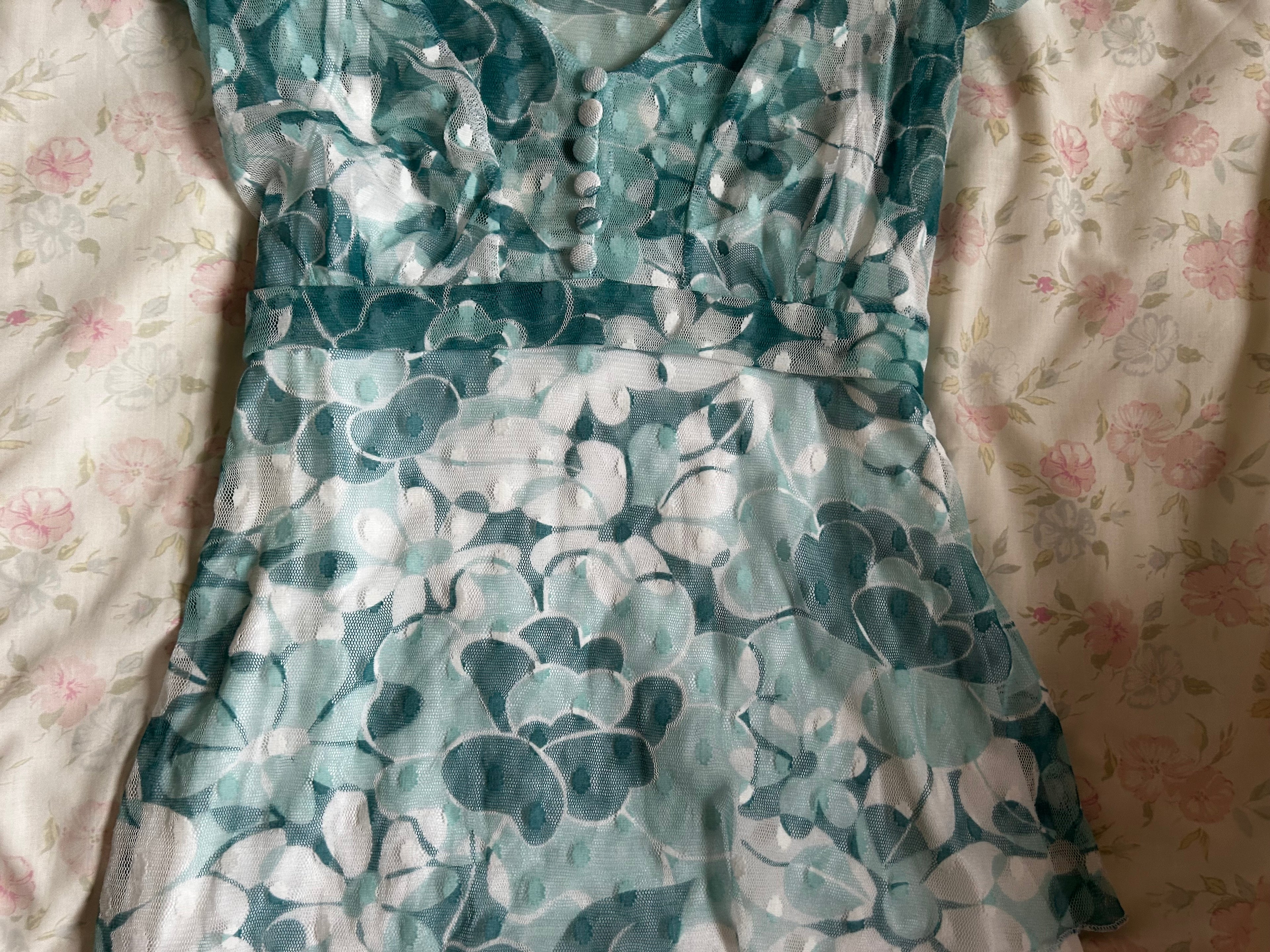 mesh button wrap top ♡ size m